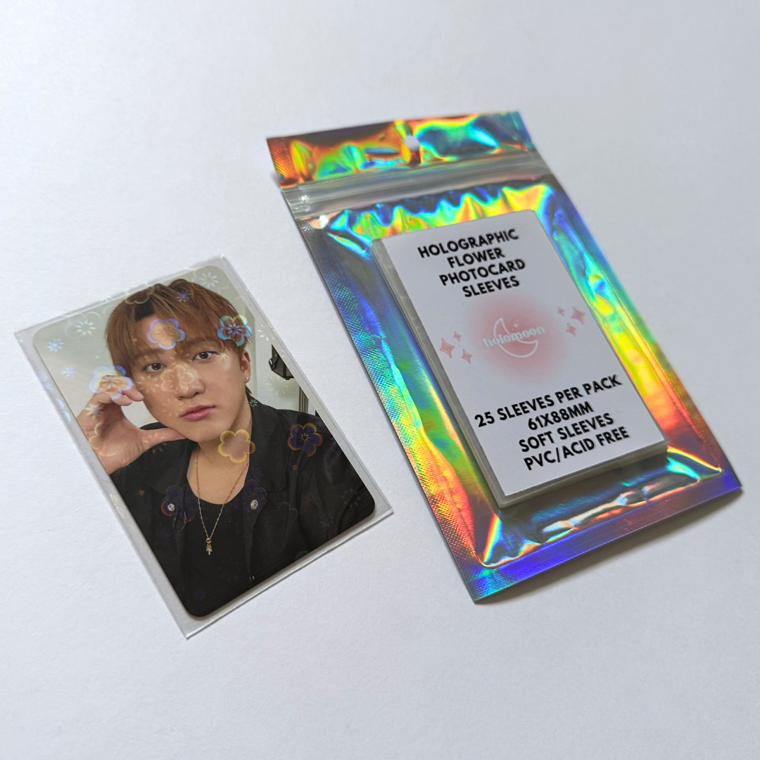 Holographic Flower Photocard Sleeves (25 pack)