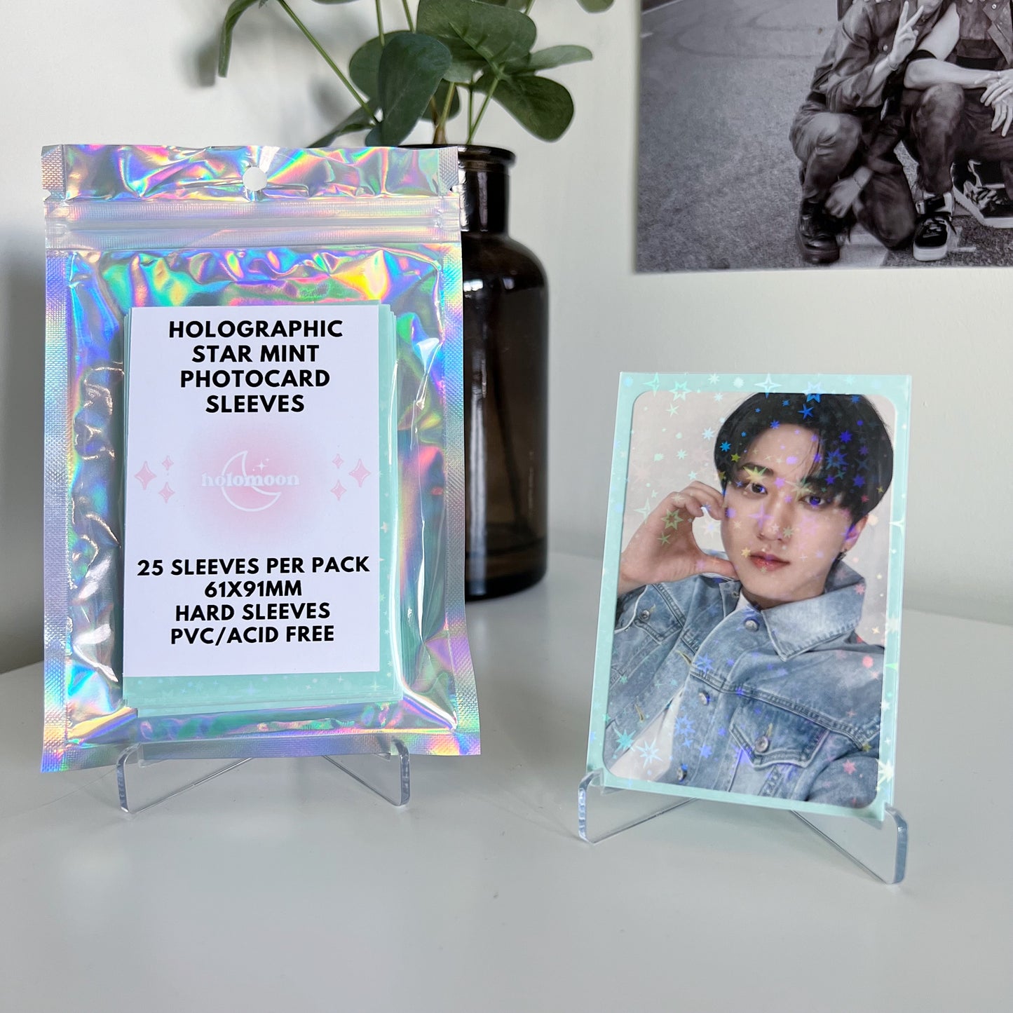 Holographic Star Mint Photocard Sleeves (25 Pack)