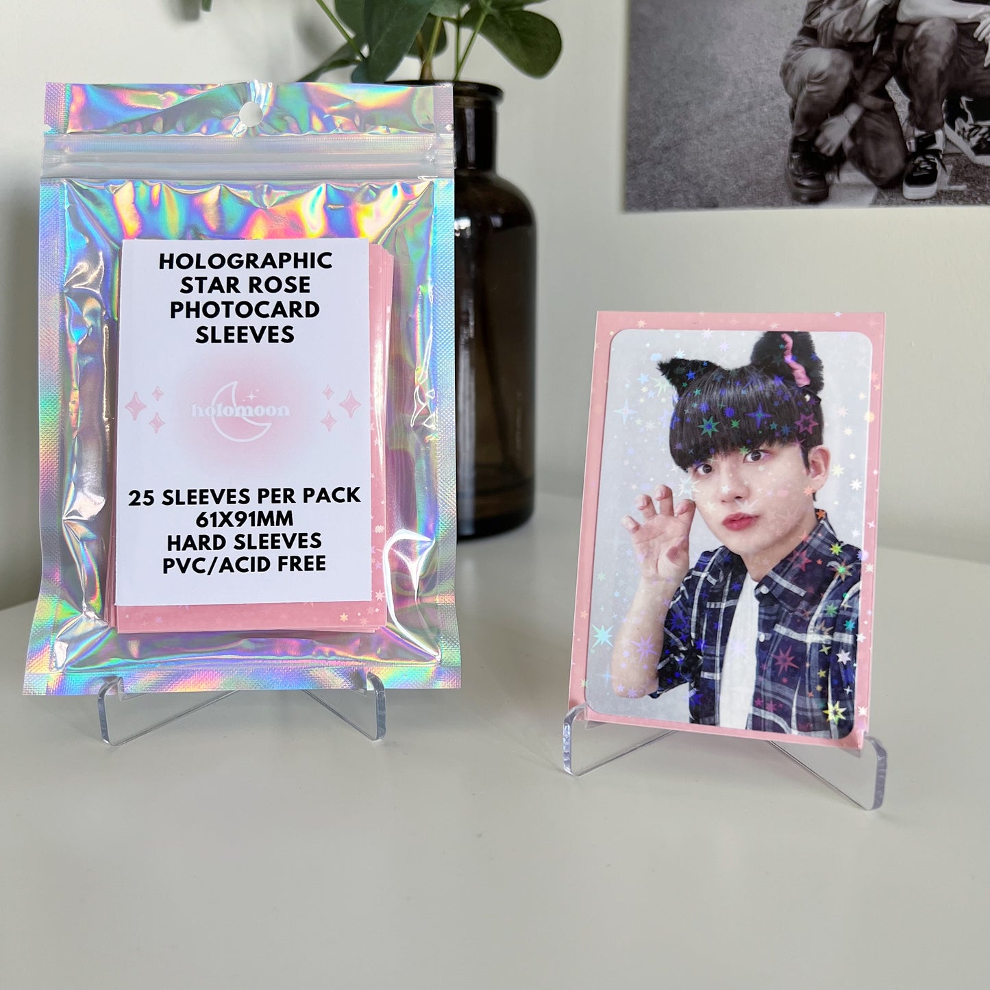 Holographic Star Rose Photocard Sleeves (25 Pack)