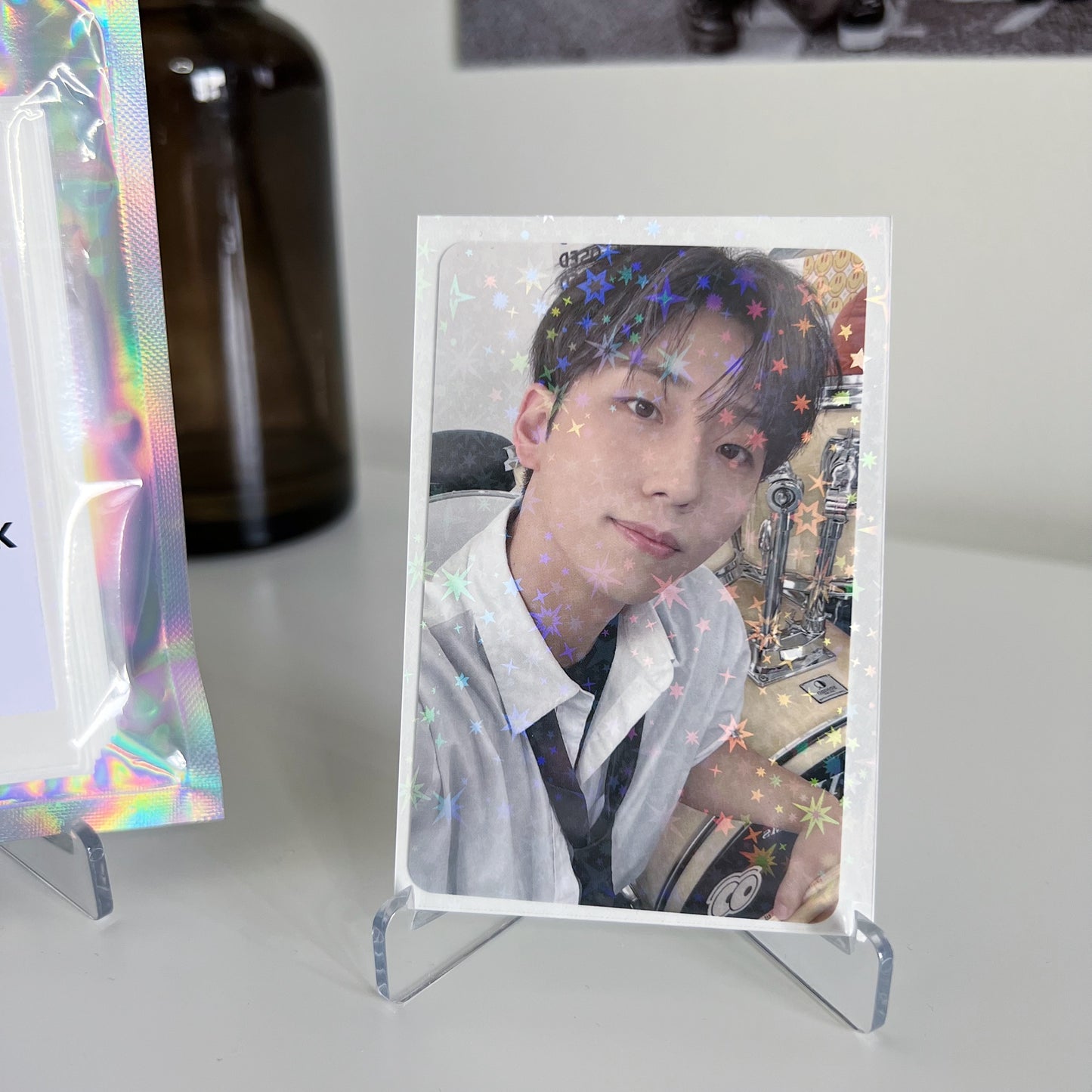 Holographic Star White Photocard Sleeves (25 Pack)