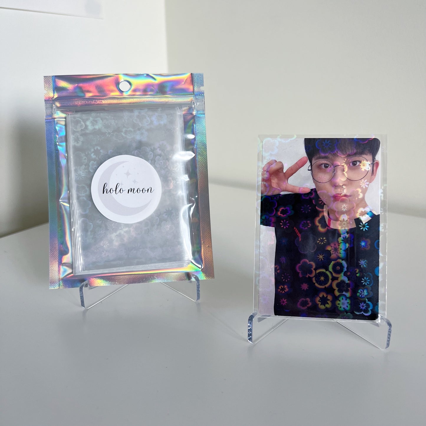 Holographic Flower Photocard Sleeves (25 pack)